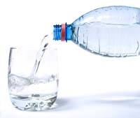 Наистина ли е полезно да пием много вода